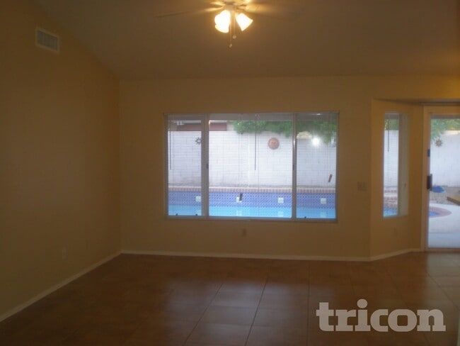 Foto del edificio - 17521 N 86th Ave