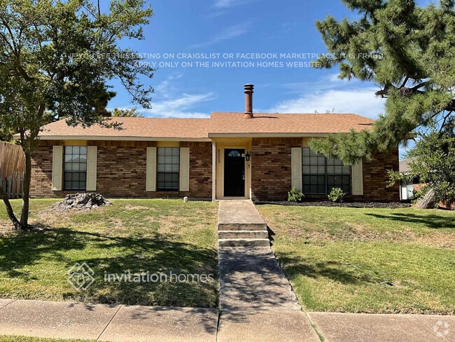 Building Photo - 9205 Fairmont Cir