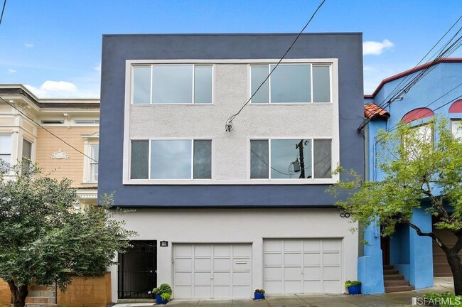 Building Photo - 283 Randall St
