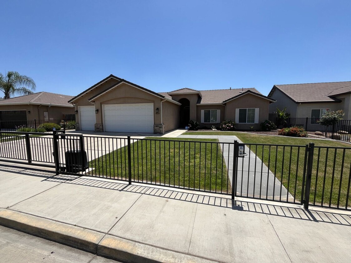 Primary Photo - Gorgeous Home Available Soon!