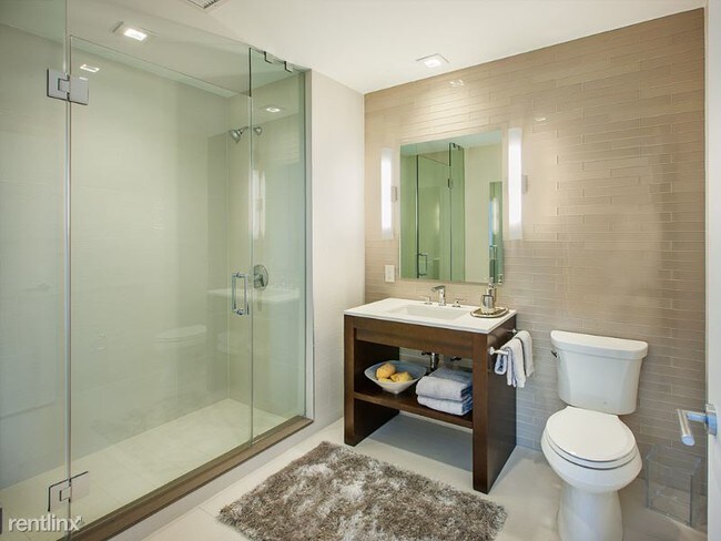 Foto del edificio - 100 Main St