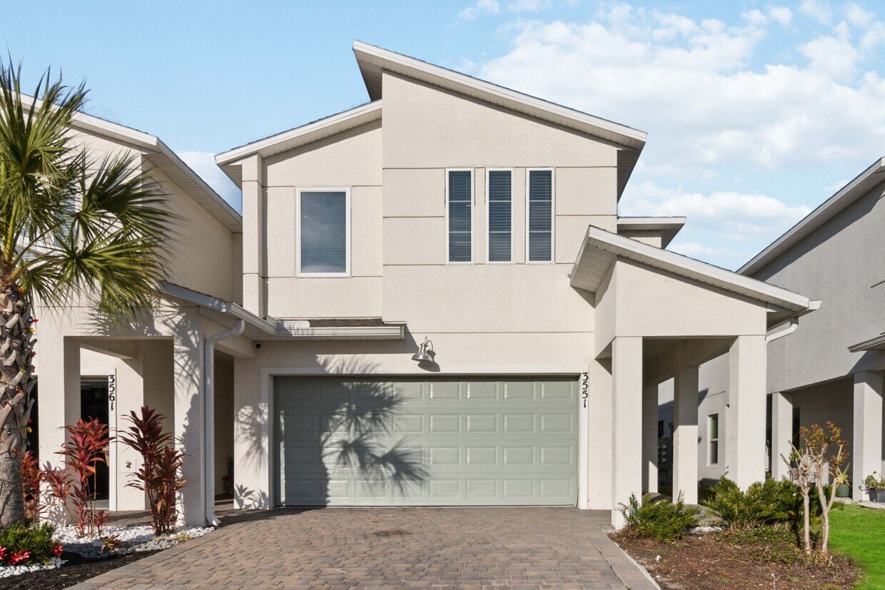 Like New 4/3 Townhome in Gated Community W... Townhome Rentals in