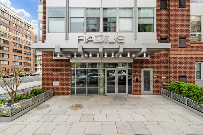 Building Photo - 1300 N St NW