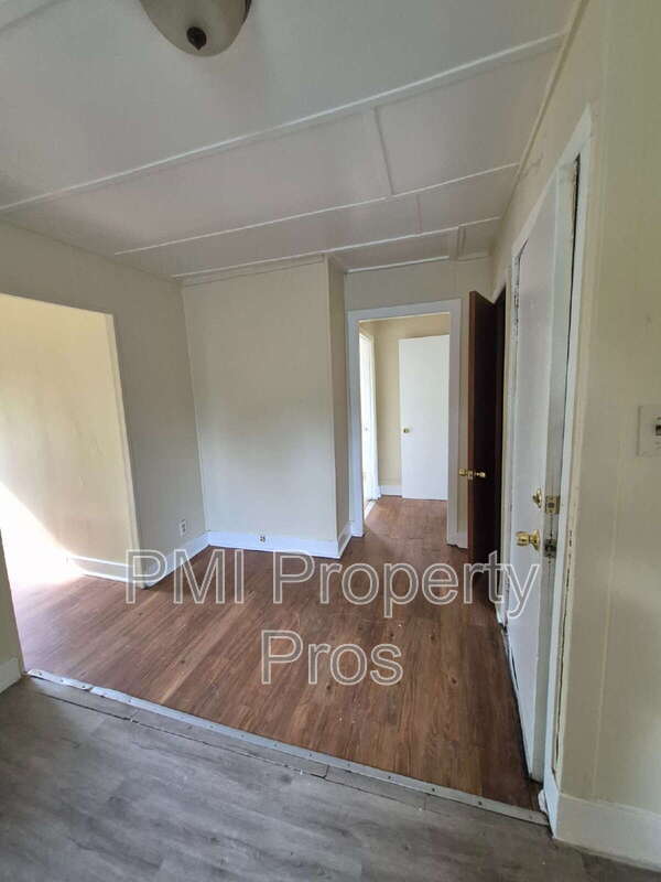 Foto del edificio - 4326 N 39th St