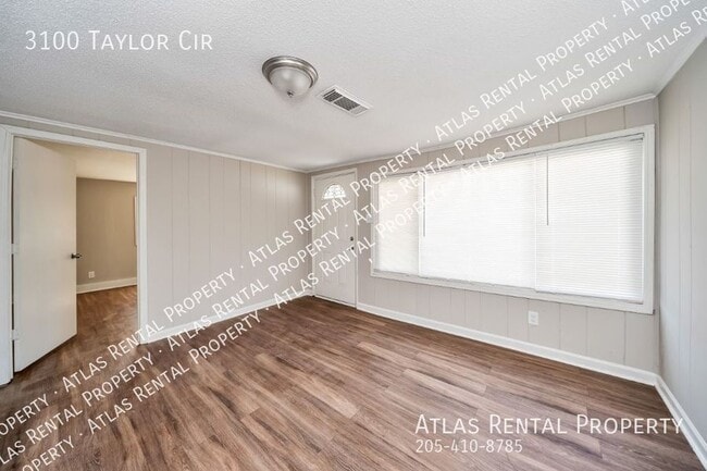 Building Photo - 3100 Taylor Cir