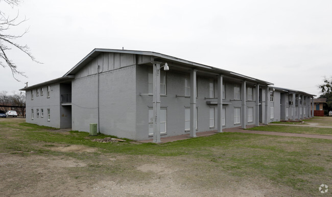 Building Photo - Jamestown Apartments