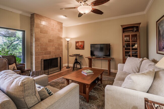 Foto del edificio - 8200 Neely Dr