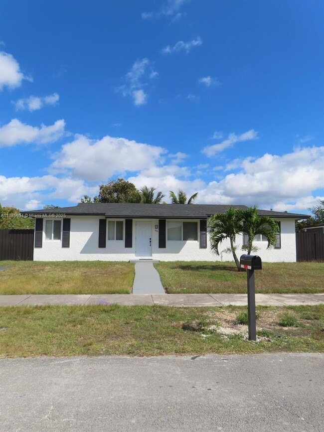 Foto del edificio - 95 SW 17th Terrace