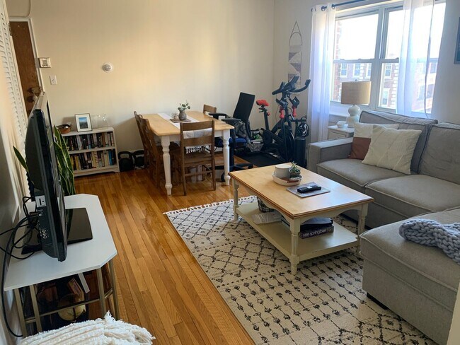 Foto del edificio - Nicely renovated 1 bed for September.