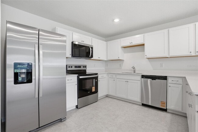 Foto del edificio - 8821 Pine St