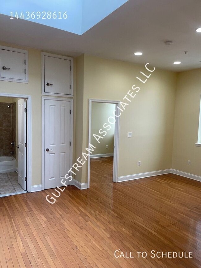 Building Photo - 106 N Eutaw St