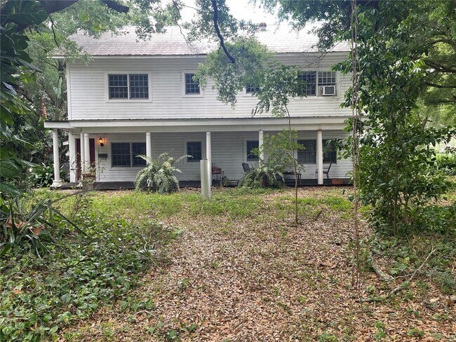 Building Photo - 528 S Bluford Ave