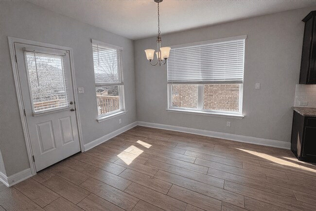 Foto del edificio - 5803 Calaveras Way