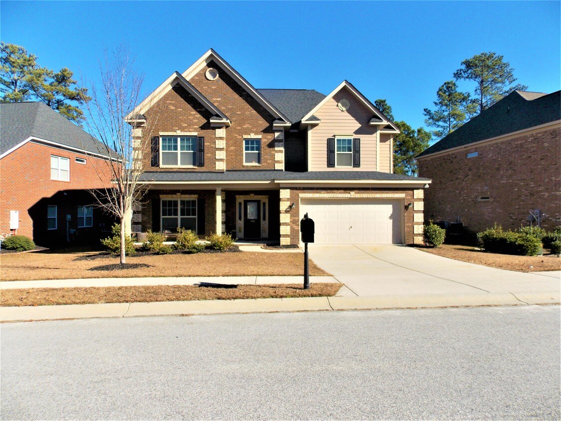 Primary Photo - 1185 Ashland Dr