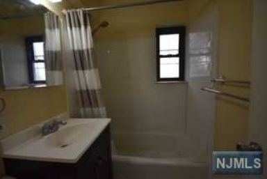 Foto del edificio - 420 Park Pl