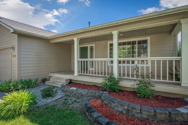Building Photo - 4 bed 3 bath  Coeur d'Alene Place (new flo...