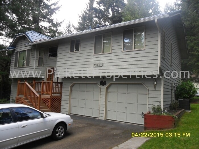 Light and Bright 3 Bedroom in Exceptional House for Rent in