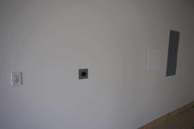 Foto del edificio - 7691 N Rainbow Dr