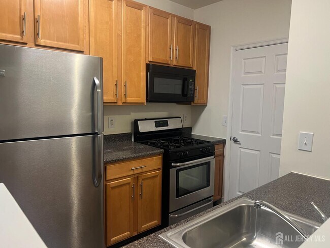 Building Photo - 263 Samuel Cir