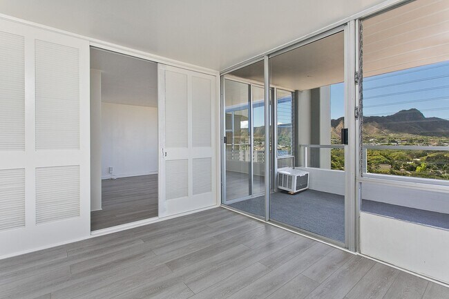 Foto del edificio - Two bedroom condo with stunning views of D...