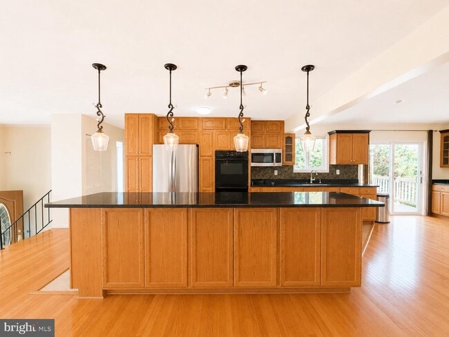 Building Photo - 13354 Jasper Ct