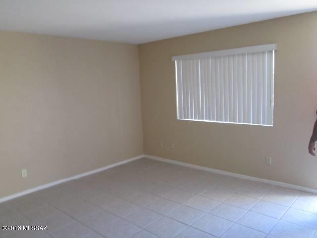 Building Photo - 509 S Santa Rita Ave
