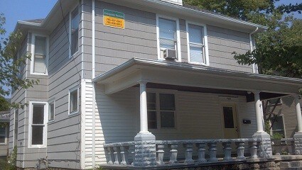 Primary Photo - 419 Vine St