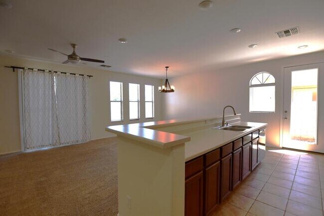 Building Photo - Mesa Gem in a Gated Community