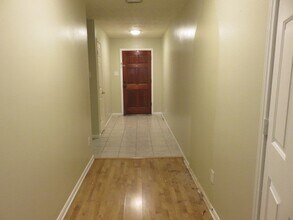 Building Photo - 12129 La Salle Br