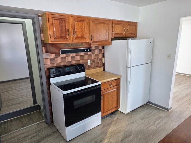 Foto del edificio - 6813 Urbandale Ave