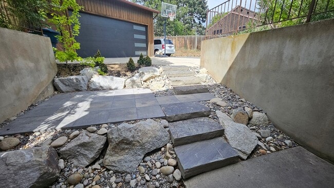 Building Photo - 11612 Hidden Cir