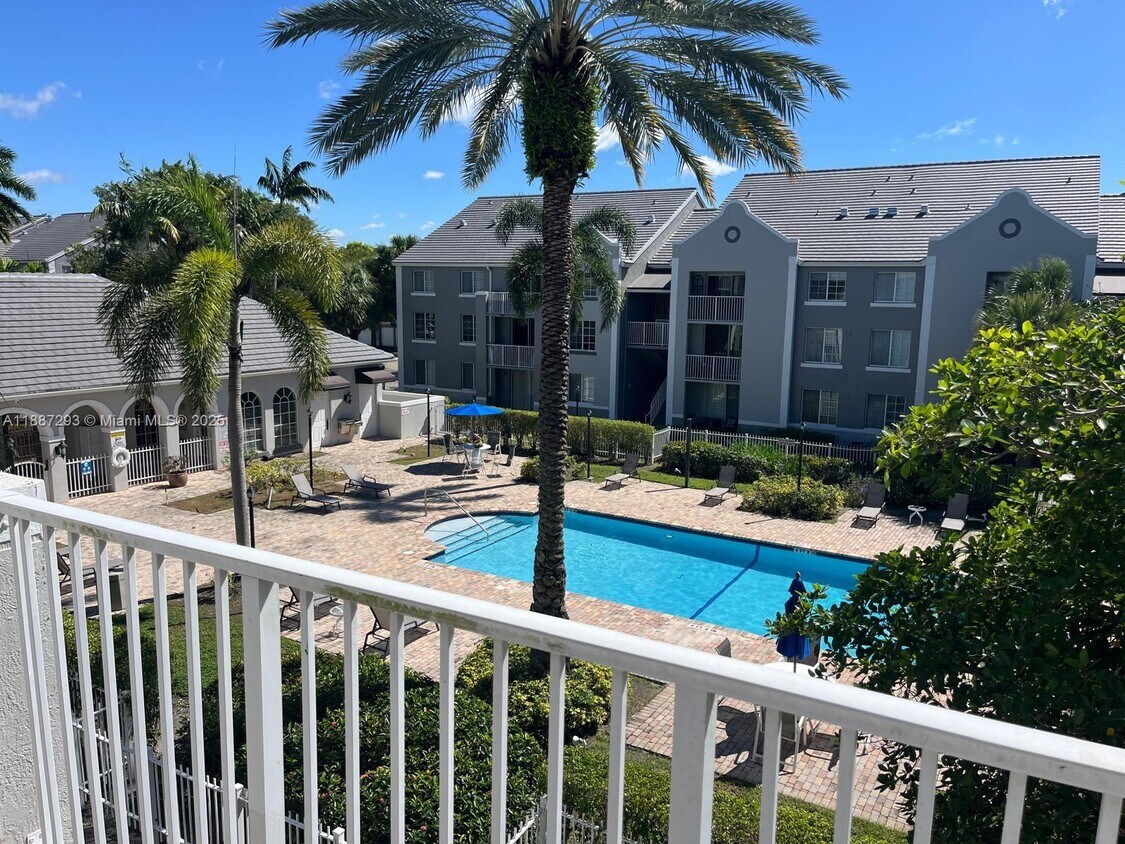 Foto principal - 655 SW 111th Way