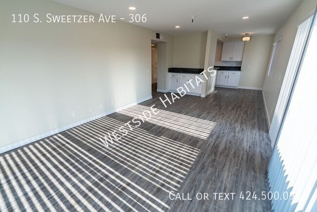 Building Photo - 110 Sweetzer Ave