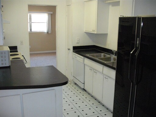 Building Photo - 7451 Shepherd St