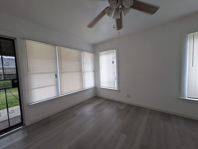 Foto del edificio - 1412 Leafdale Ave