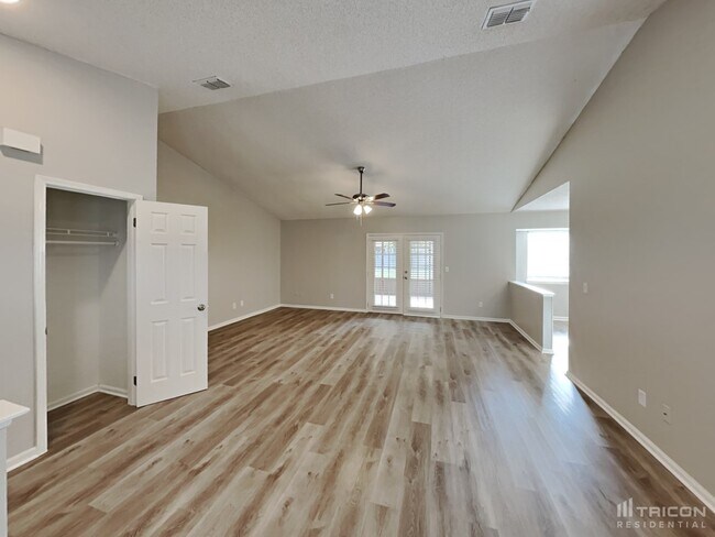 Foto del edificio - 1729 Farm Way