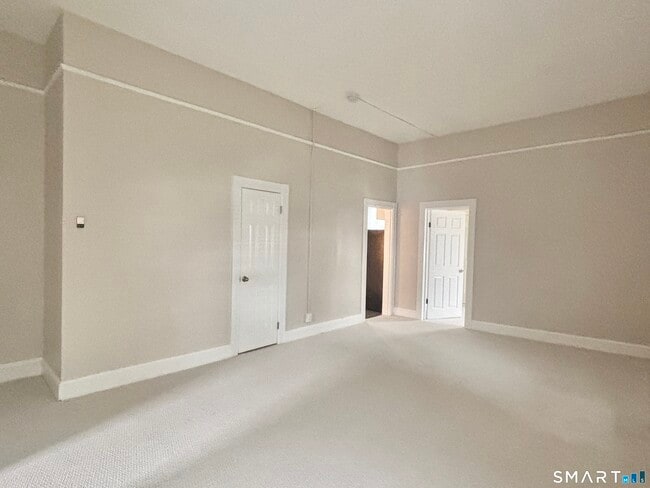 Building Photo - 41 Saugatuck Ave