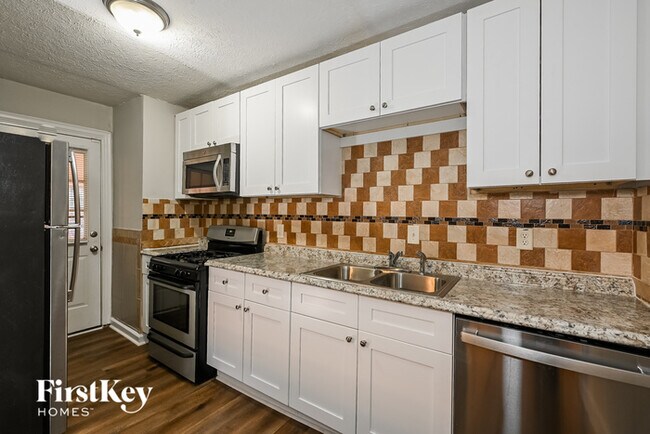 Building Photo - 1506 Spender Dr