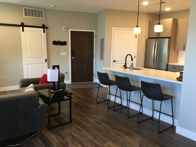 Building Photo - 2729 W 28th Ave