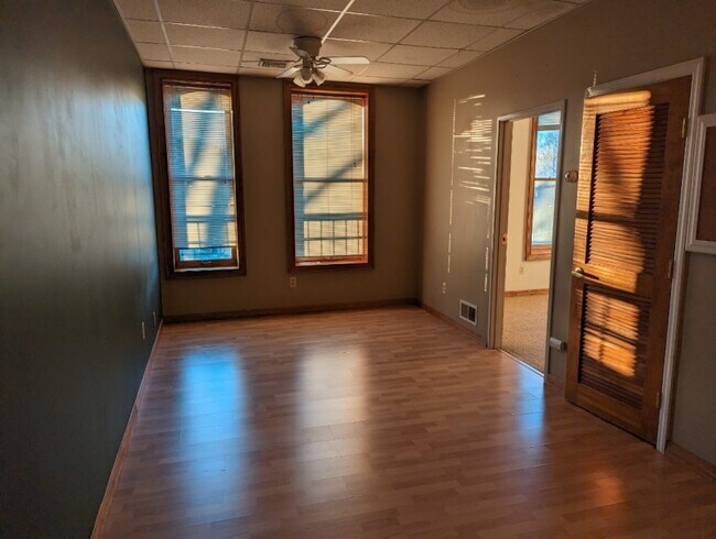 Foto del edificio - 49 Main St