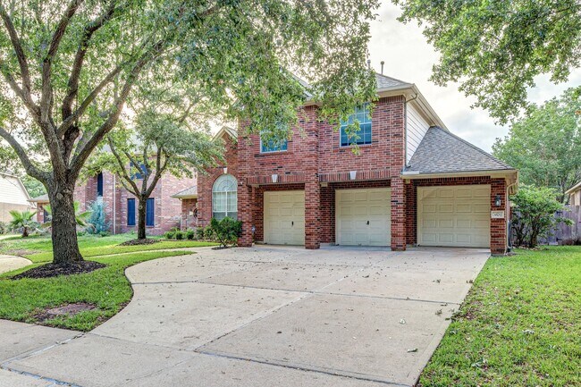Foto del edificio - 3507 Moss Trail Dr