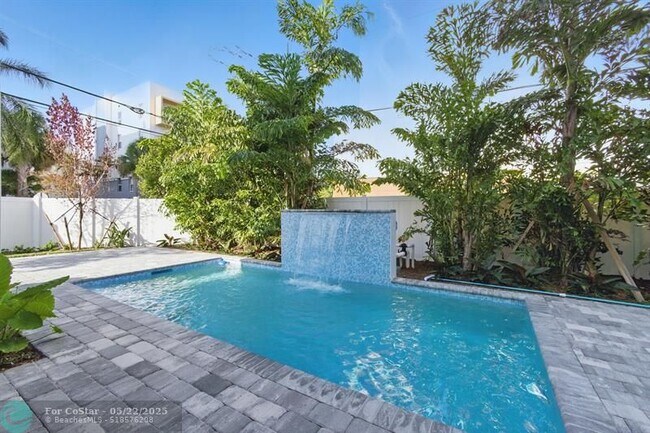 Foto del edificio - 204 Osceola Park Ln