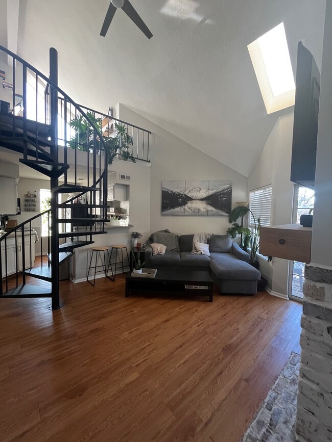 Foto del edificio - 13742 E Lehigh Ave