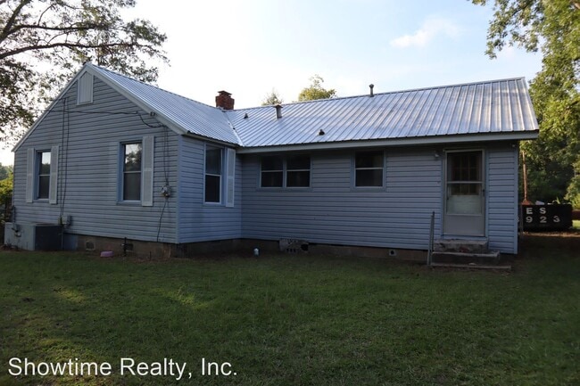 Building Photo - 3 br, 2 bath House - 895 B Street