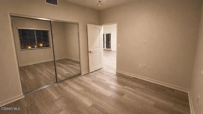 Foto del edificio - 319 N F St
