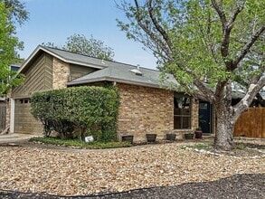 Building Photo - 8503 Wood Arbor