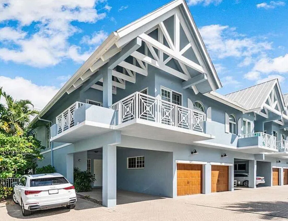 Foto principal - 1835 S Ocean Blvd