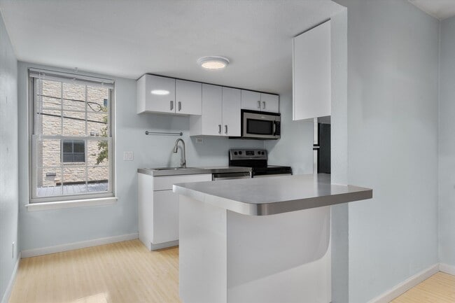 Foto del edificio - Prime 2 Bed 1 Bath in 78704 Near Downtown Austin