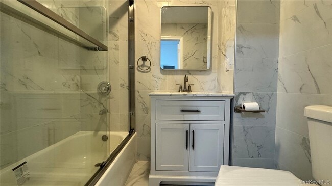 Foto del edificio - 109-04 Corona Ave.