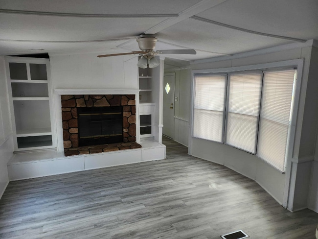 Building Photo - 1513 Wood Branch Ct